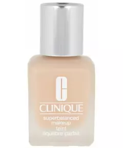 Clinique - Crème de fond de teint équilibrée #07 - Neutre 30 ml