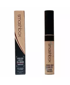 Smashbox Studio Skin Flawless Flüssig-Concealer Helles mittelwarmes Oliv, 8 ml