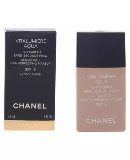 CHANEL Vitalumière Aqua foundation shade #40-beige désert, image 5